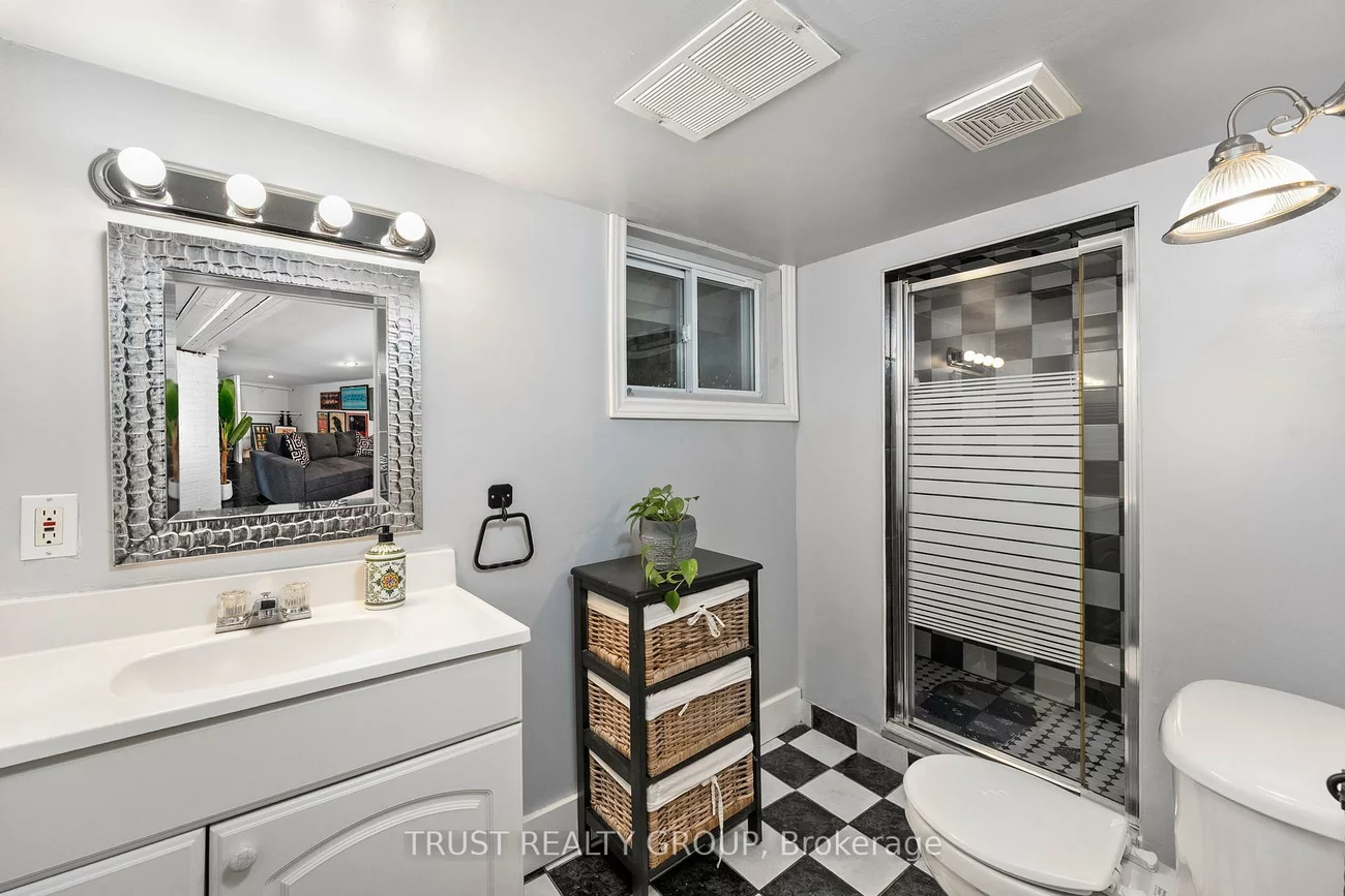 206, Woodmount, Danforth Village-East York, Toronto