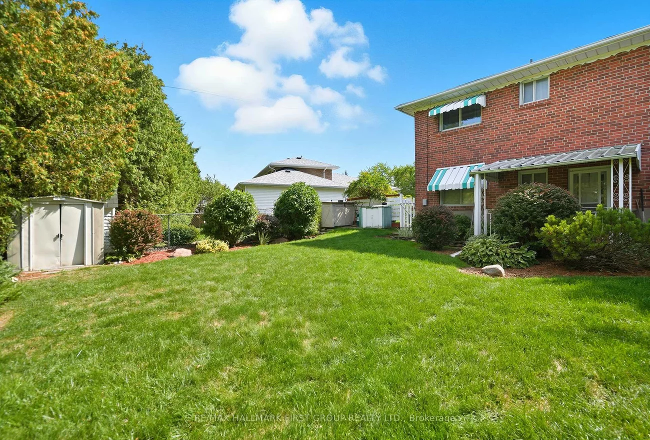 6, Windover, Woburn, Toronto