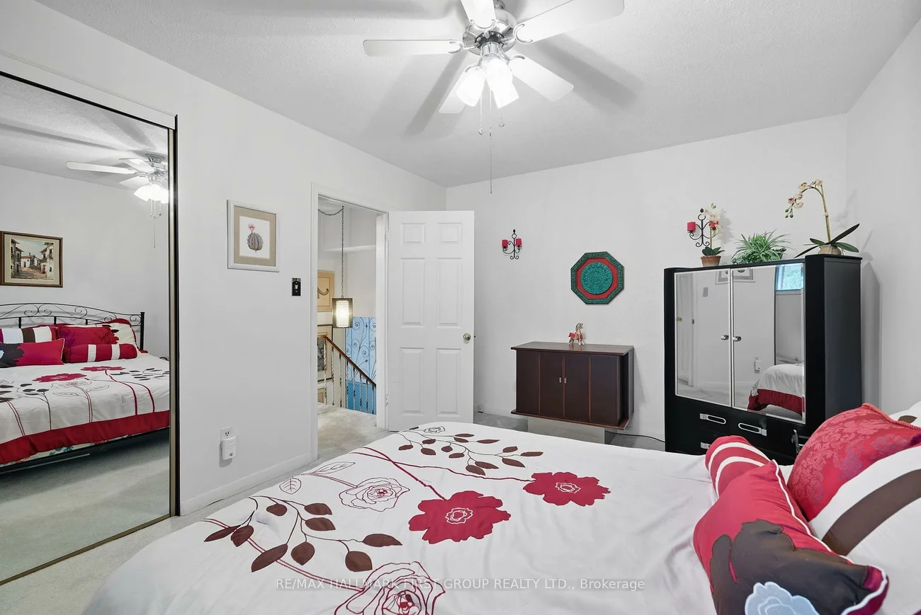 6, Windover, Woburn, Toronto