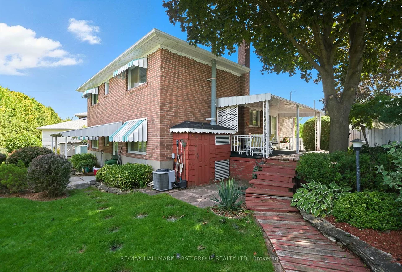 6, Windover, Woburn, Toronto
