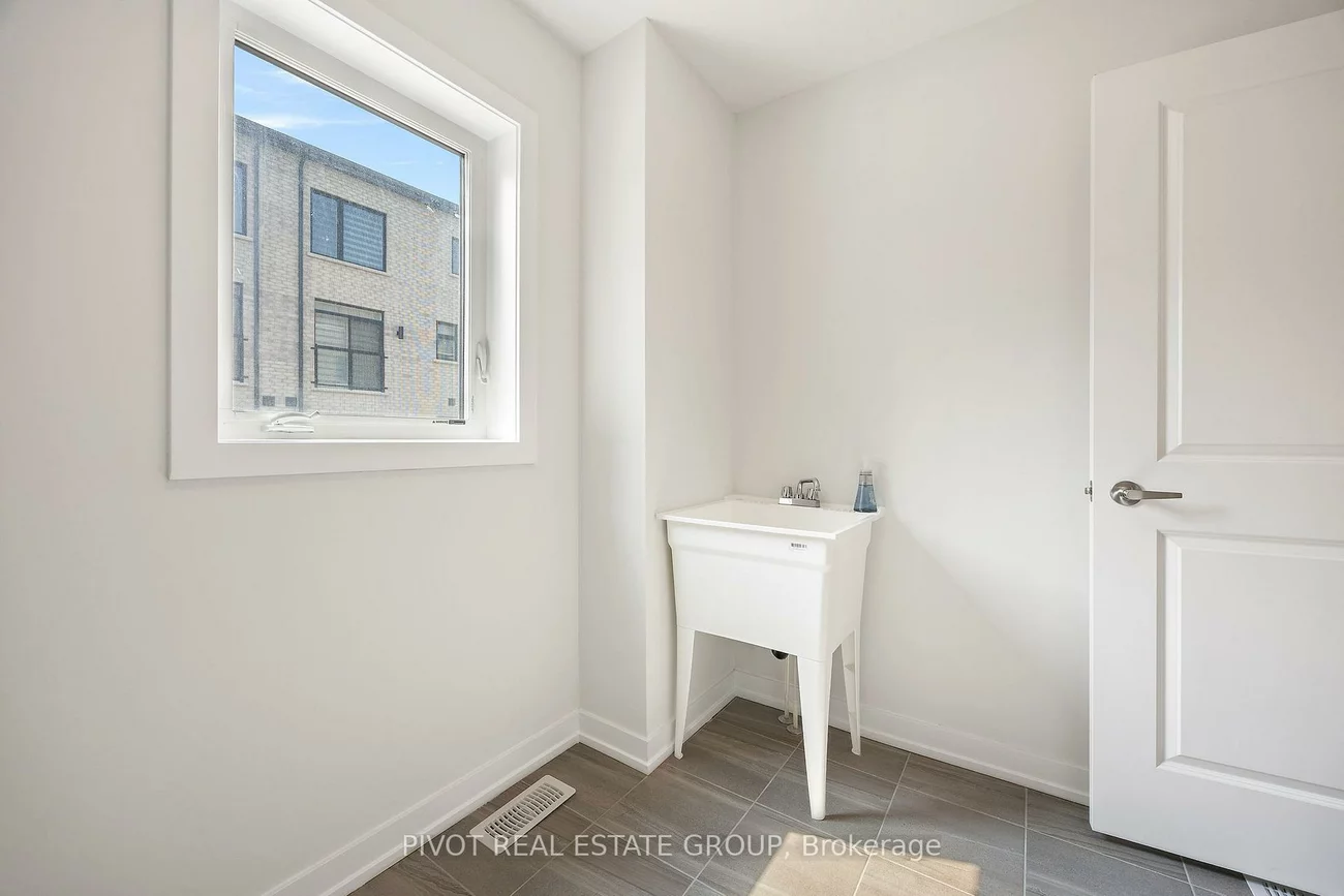 26, Danielle Moore, Bendale, Toronto