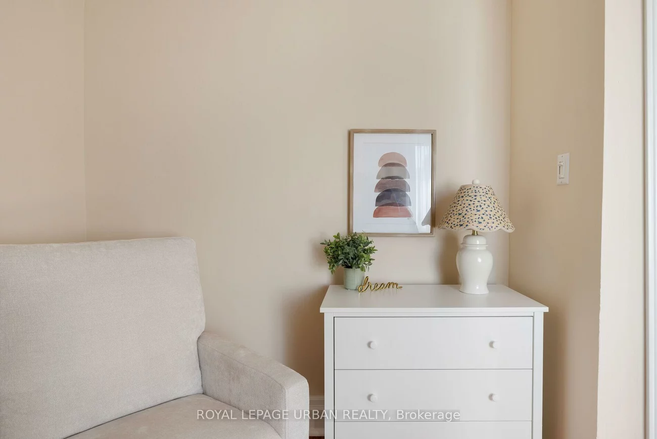 447, Mortimer, Danforth Village-East York, Toronto