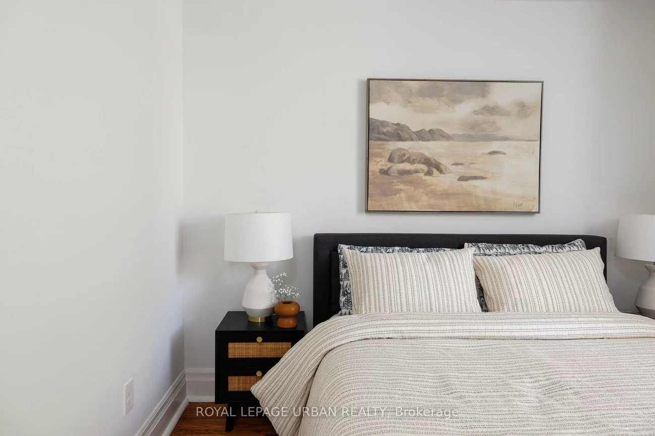 447, Mortimer, Danforth Village-East York, Toronto