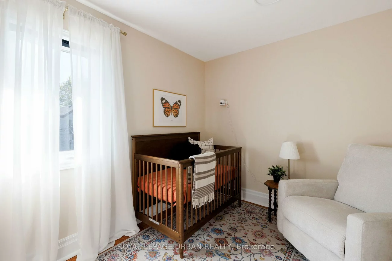 447, Mortimer, Danforth Village-East York, Toronto