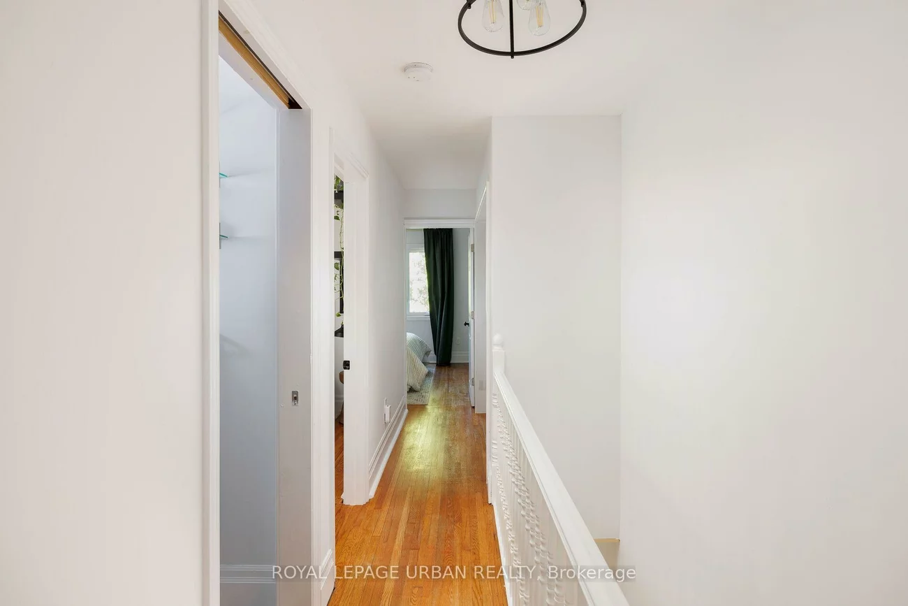 447, Mortimer, Danforth Village-East York, Toronto