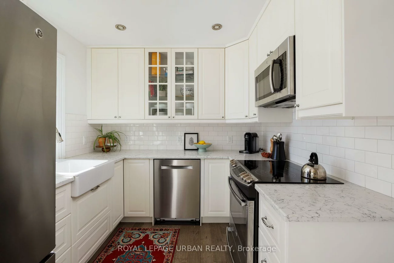 447, Mortimer, Danforth Village-East York, Toronto