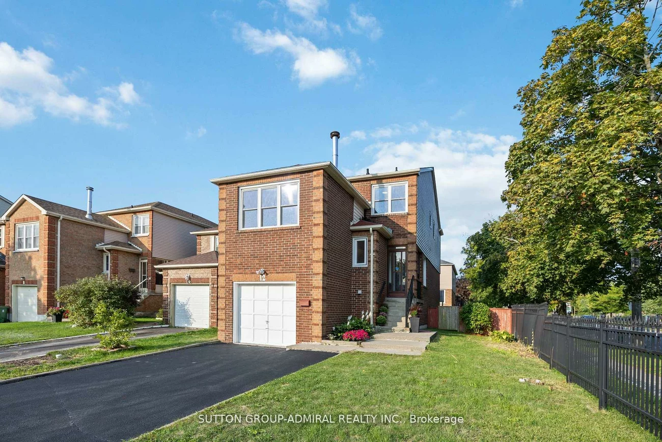 12, Tilburn, Birchcliffe-Cliffside, Toronto