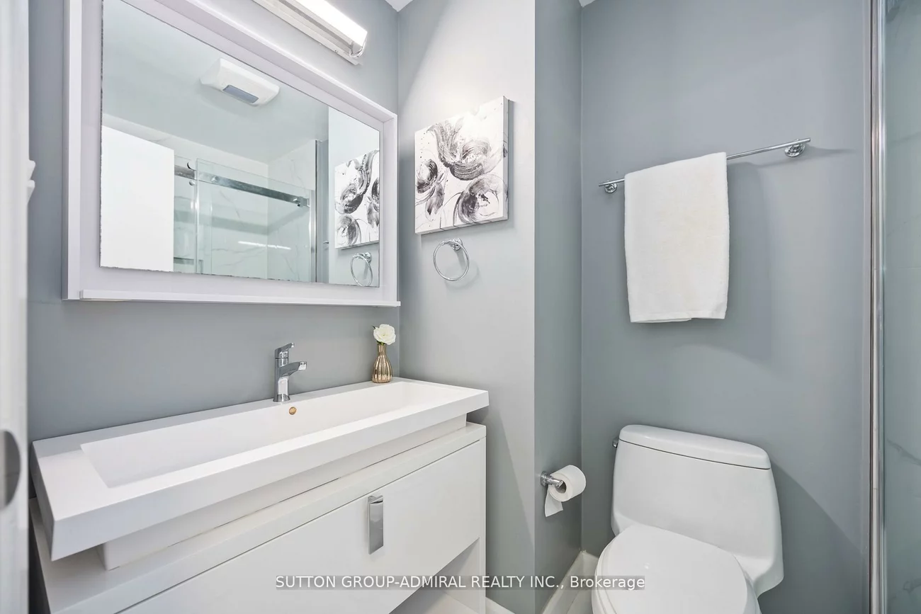 12, Tilburn, Birchcliffe-Cliffside, Toronto