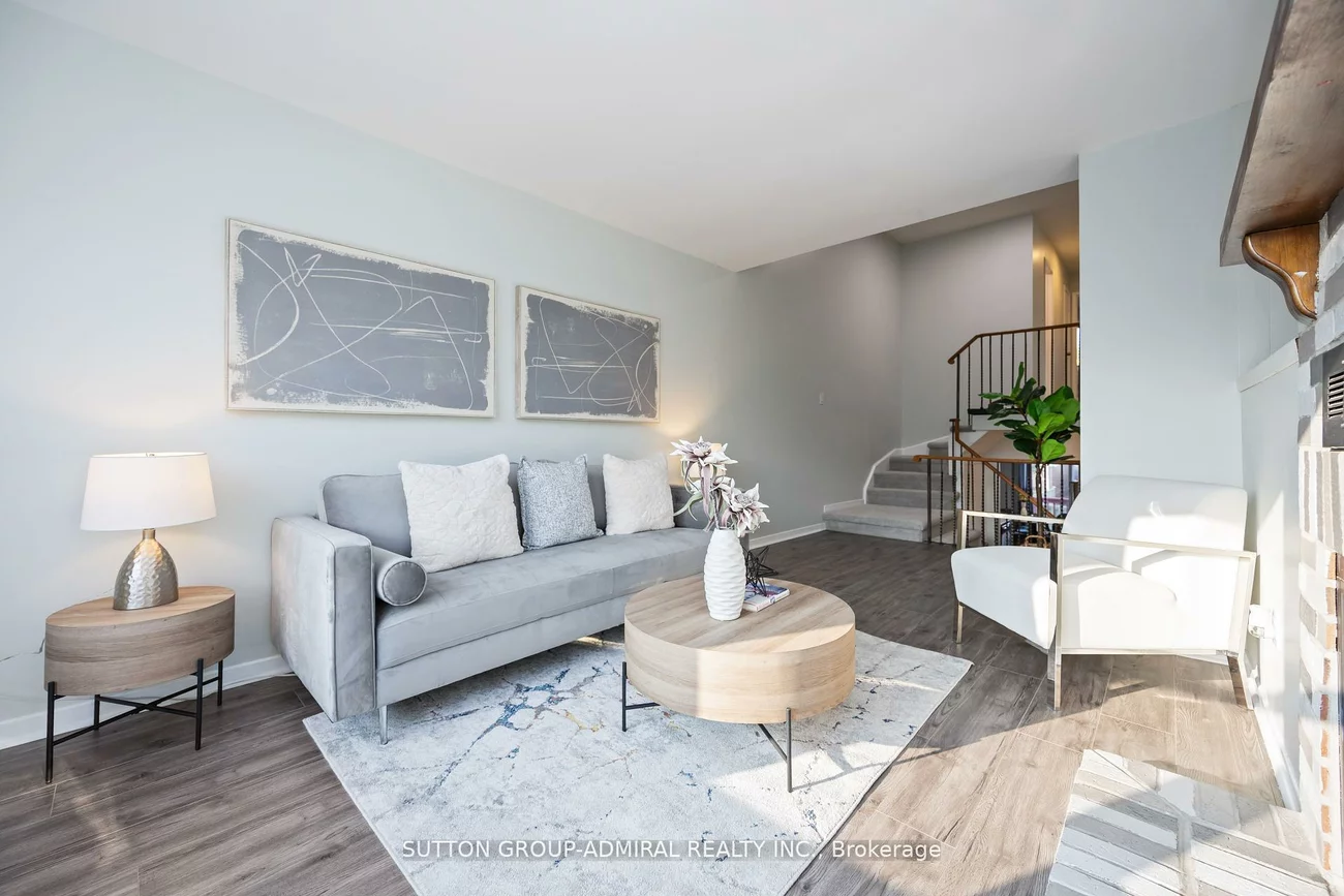 12, Tilburn, Birchcliffe-Cliffside, Toronto