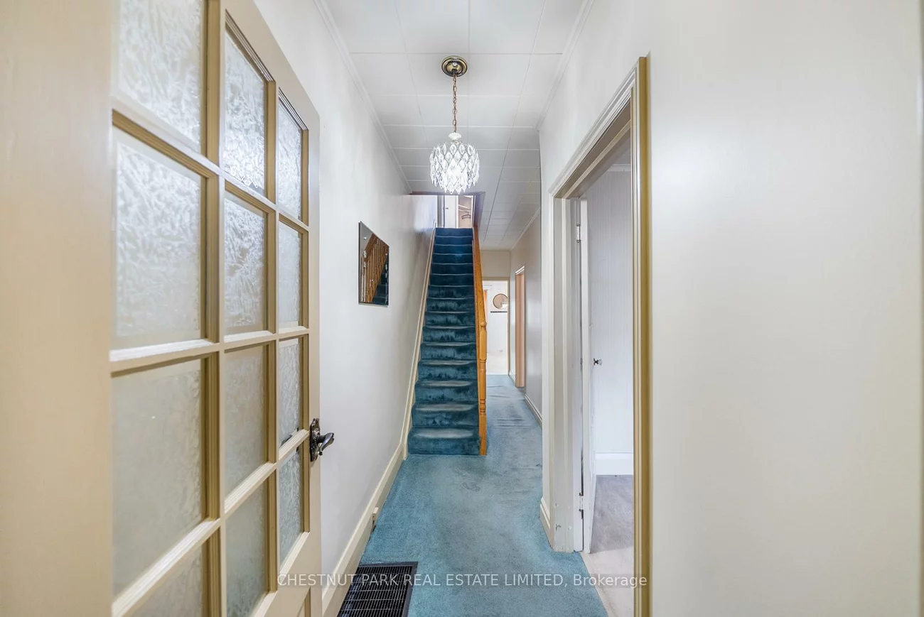 200, Gillard, Greenwood-Coxwell, Toronto
