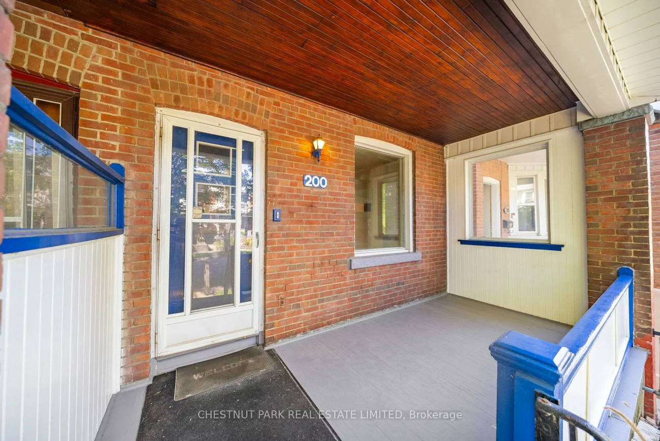 200, Gillard, Greenwood-Coxwell, Toronto