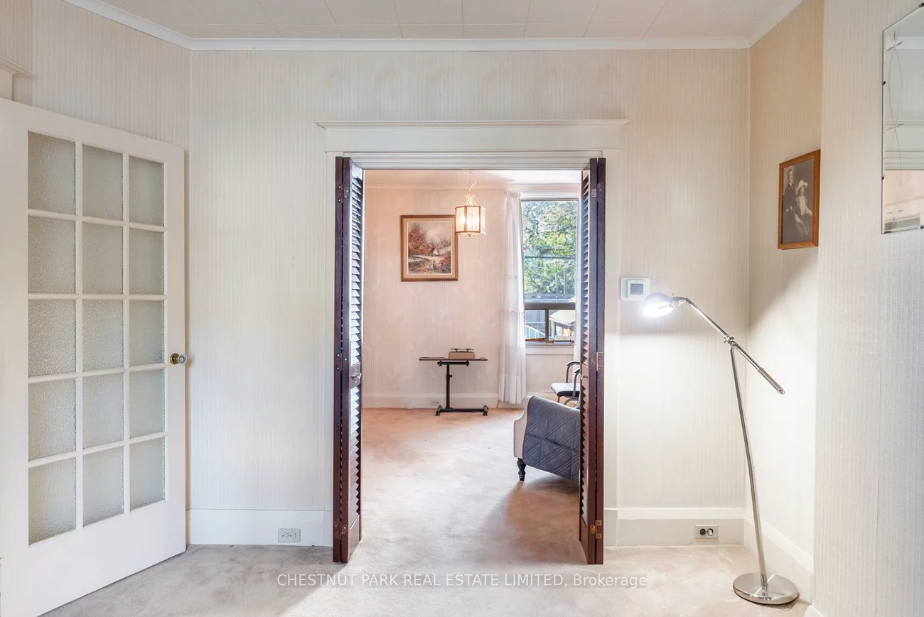 200, Gillard, Greenwood-Coxwell, Toronto