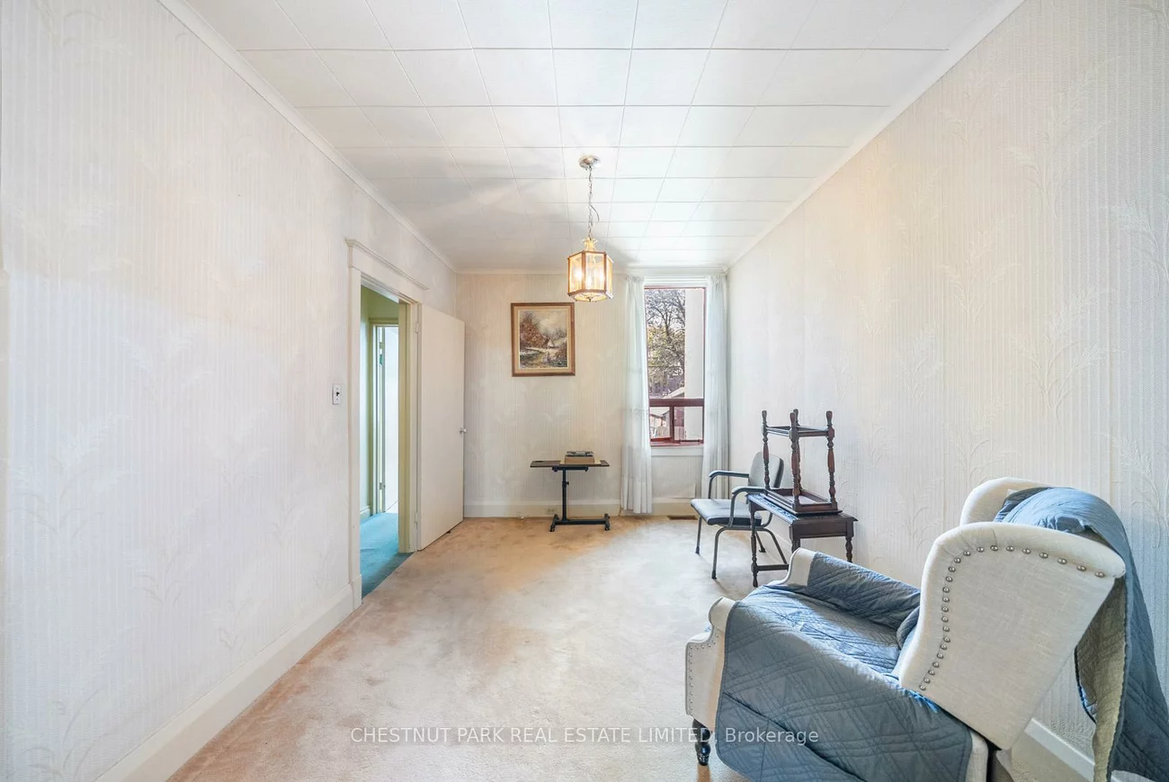 200, Gillard, Greenwood-Coxwell, Toronto