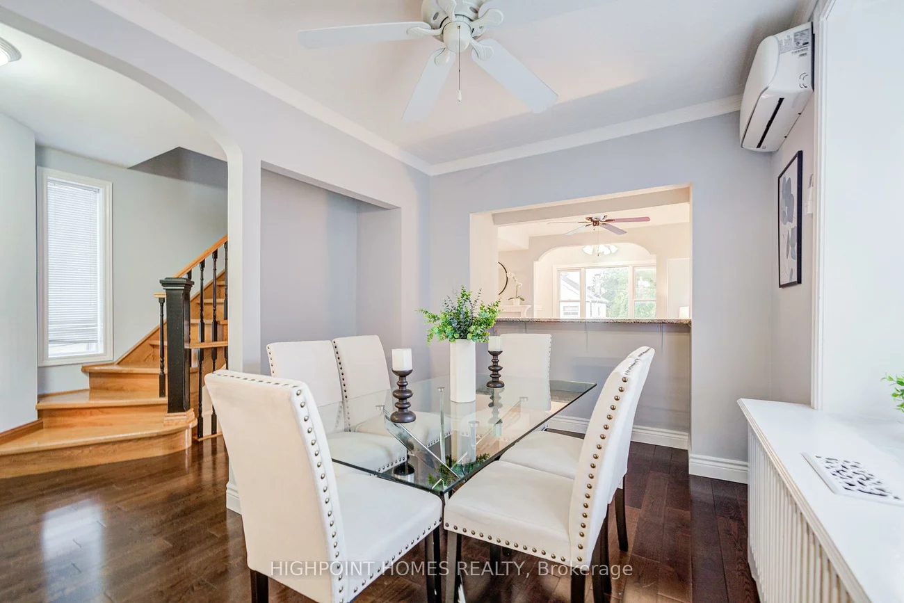 50, South Woodrow, Birchcliffe-Cliffside, Toronto