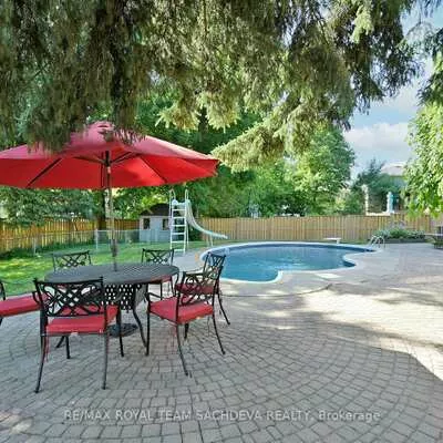 27, Orchard Park, West Hill, Toronto