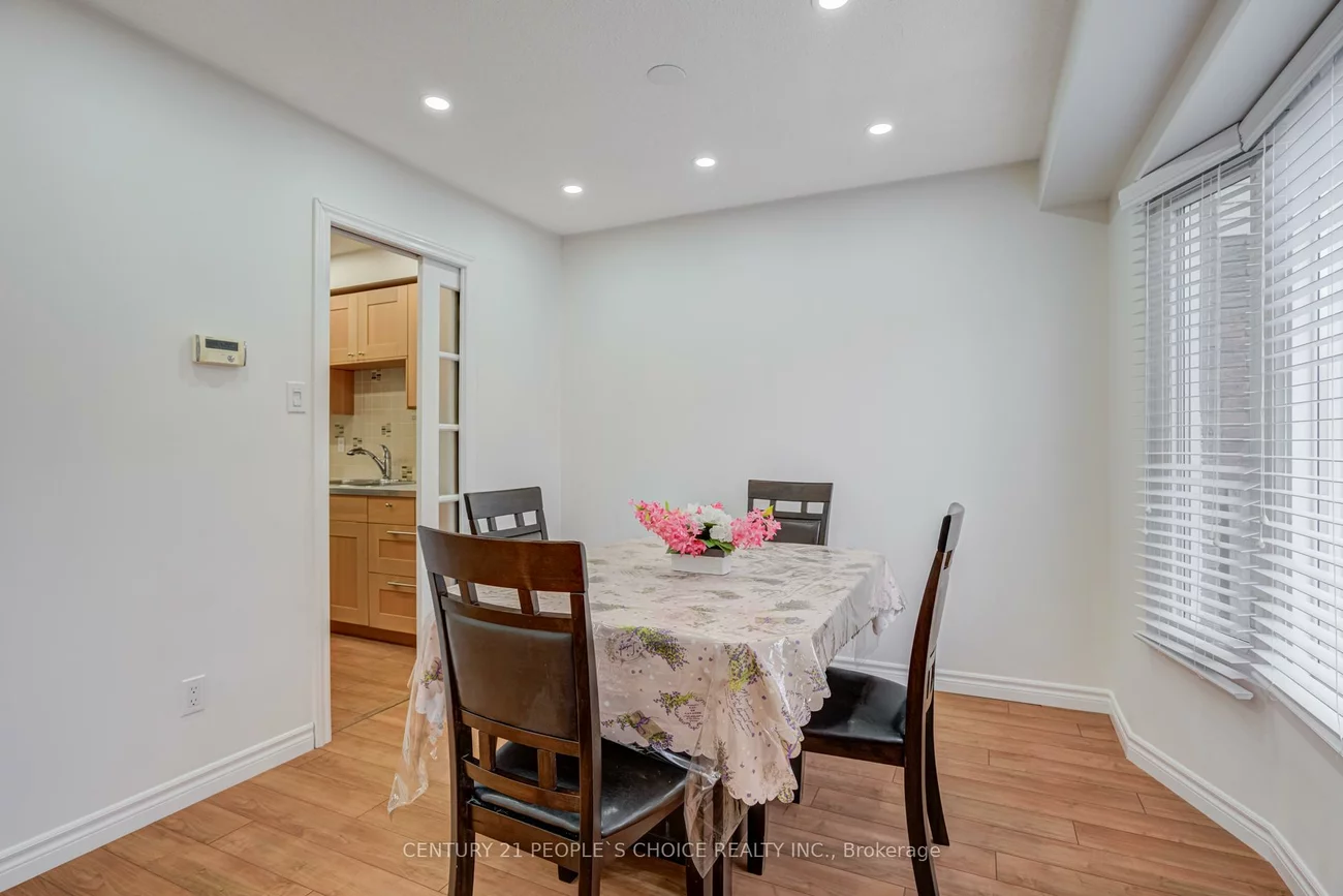 36, Ponymill, Milliken, Toronto