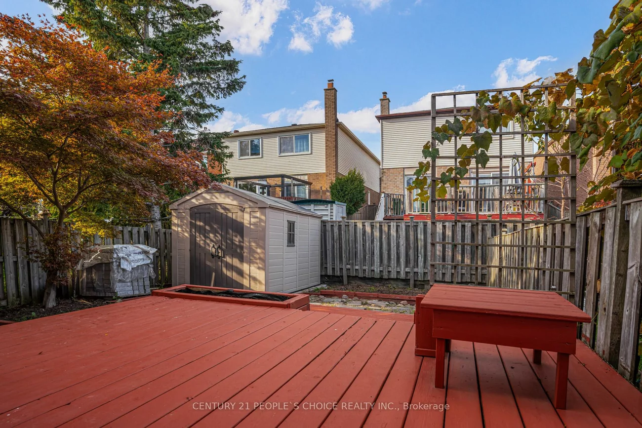 36, Ponymill, Milliken, Toronto