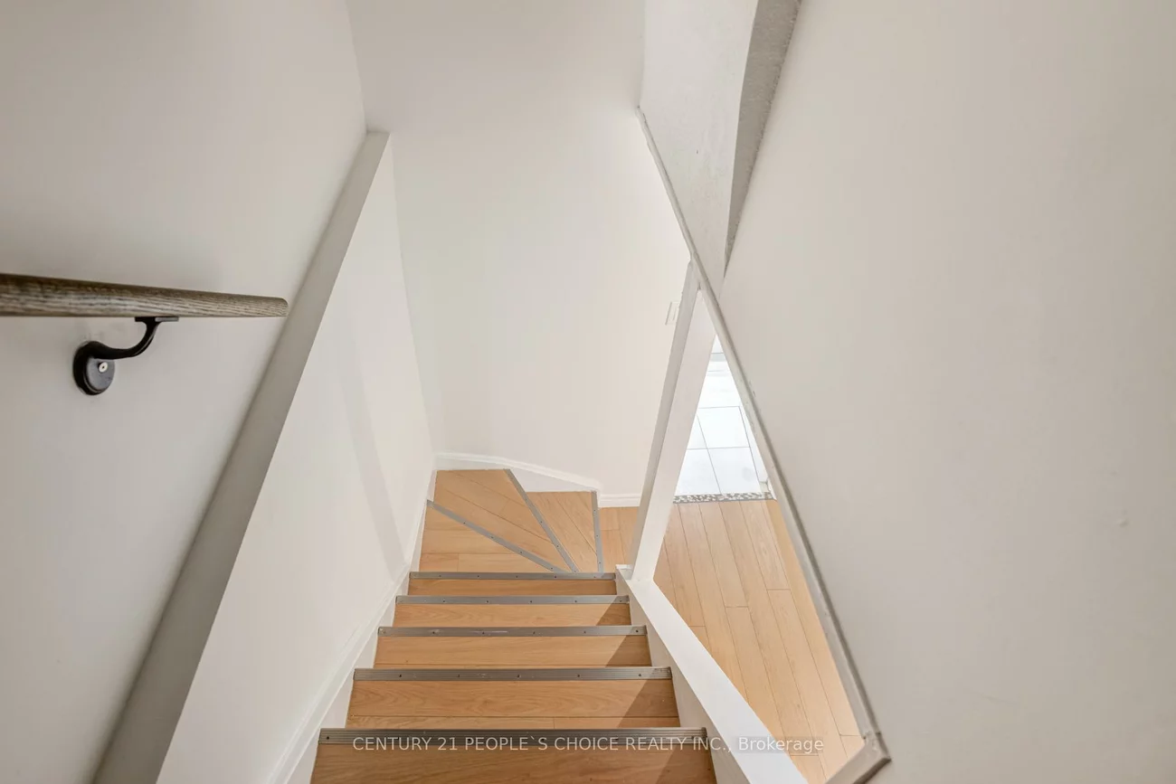 36, Ponymill, Milliken, Toronto