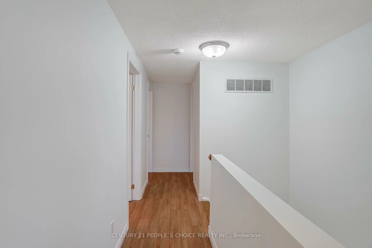 36, Ponymill, Milliken, Toronto