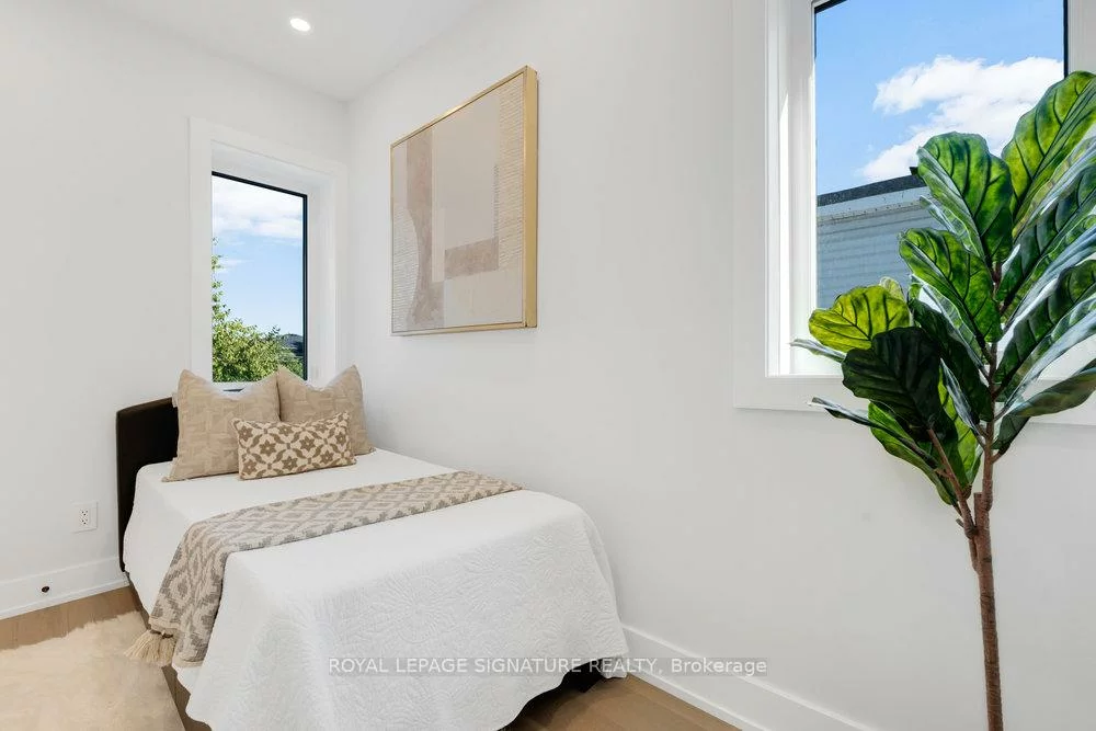 87, Wiley, Danforth Village-East York, Toronto