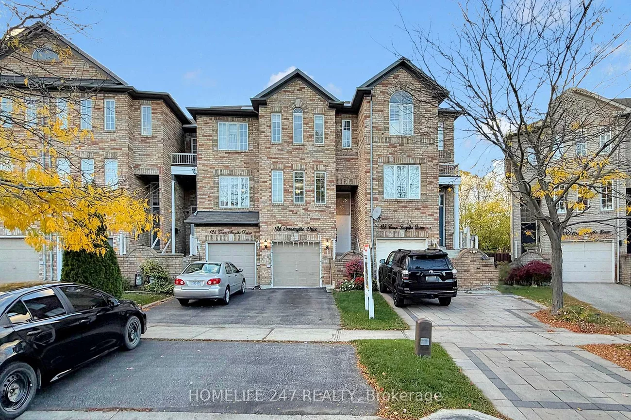 126, Conn Smythe, Scarborough Village, Toronto