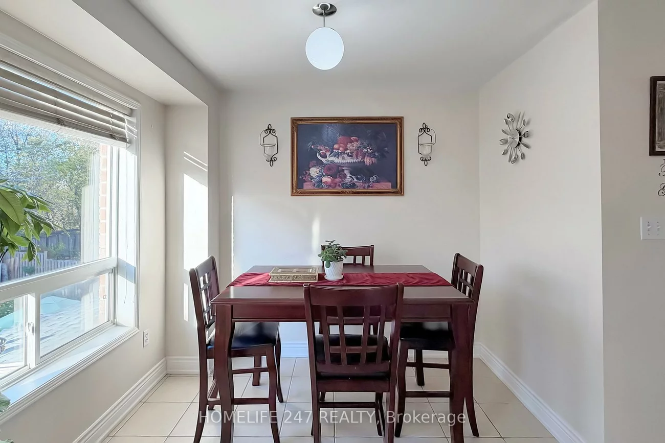 126, Conn Smythe, Scarborough Village, Toronto