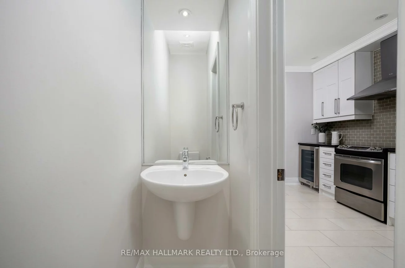 53, Ferrier, Playter Estates-Danforth, Toronto