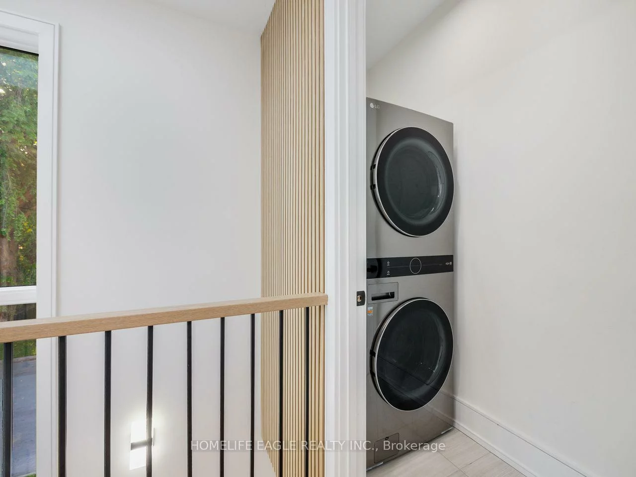 109A, Heale, Birchcliffe-Cliffside, Toronto