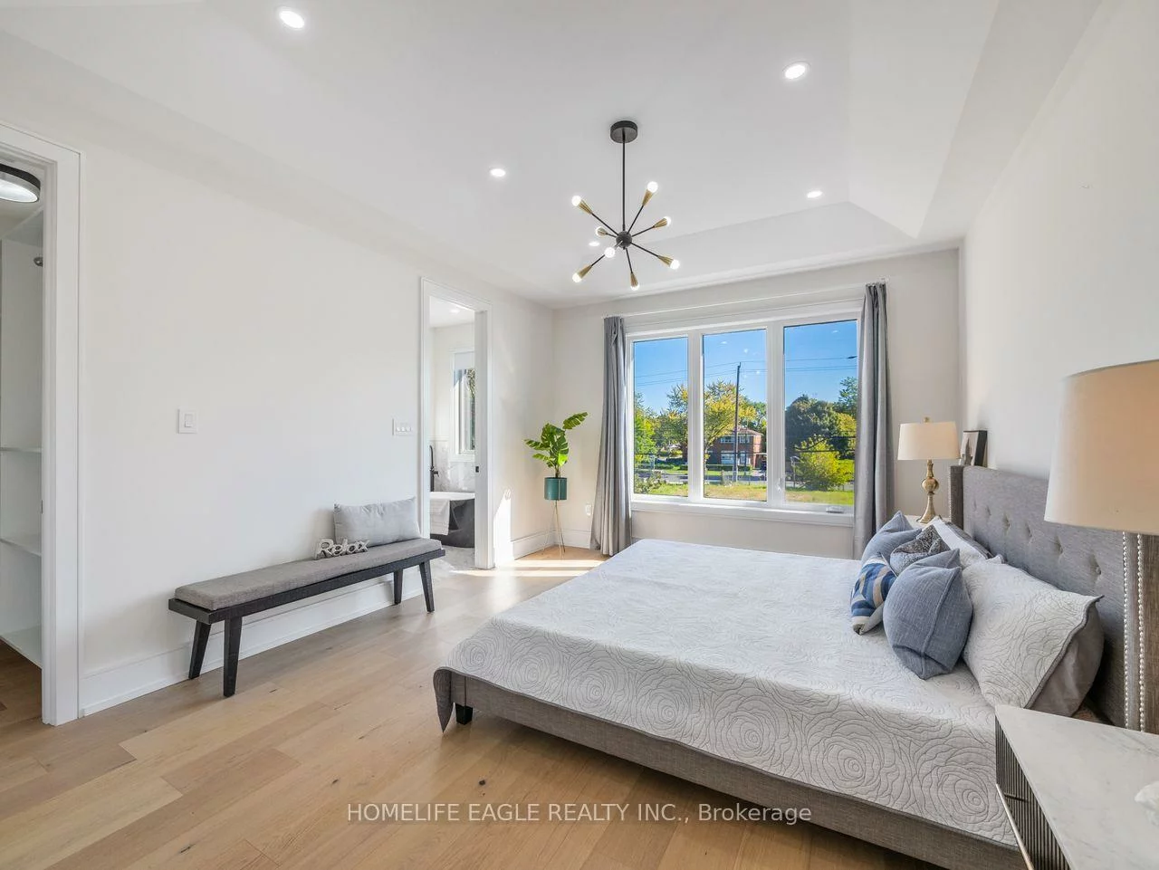 109A, Heale, Birchcliffe-Cliffside, Toronto