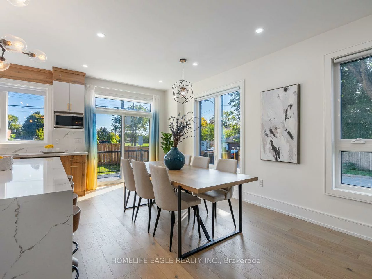 109A, Heale, Birchcliffe-Cliffside, Toronto