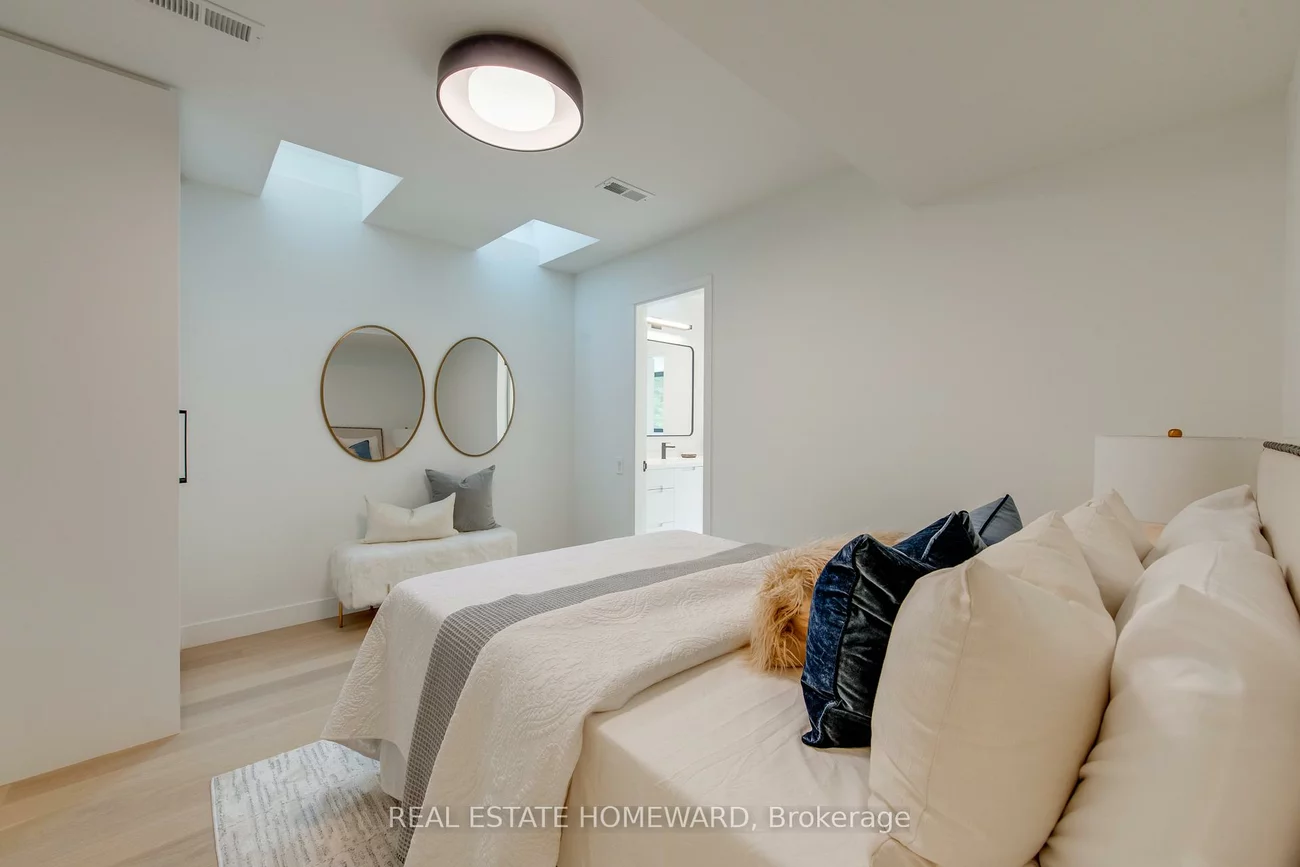 174, Kenilworth, The Beaches, Toronto