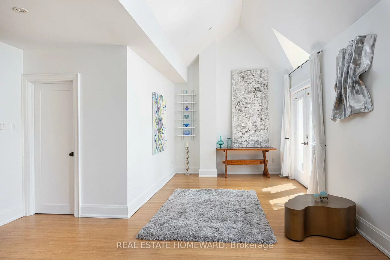 2, Park, The Beaches, Toronto