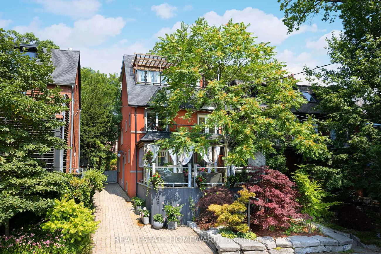 2, Park, The Beaches, Toronto