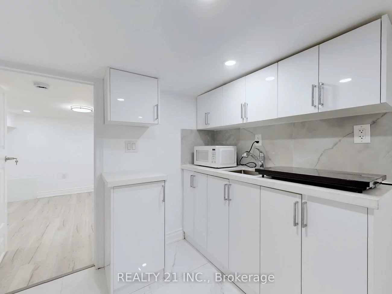 92, King Edward Ave, Woodbine-Lumsden, Toronto