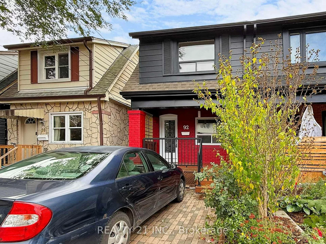 92, King Edward Ave, Woodbine-Lumsden, Toronto