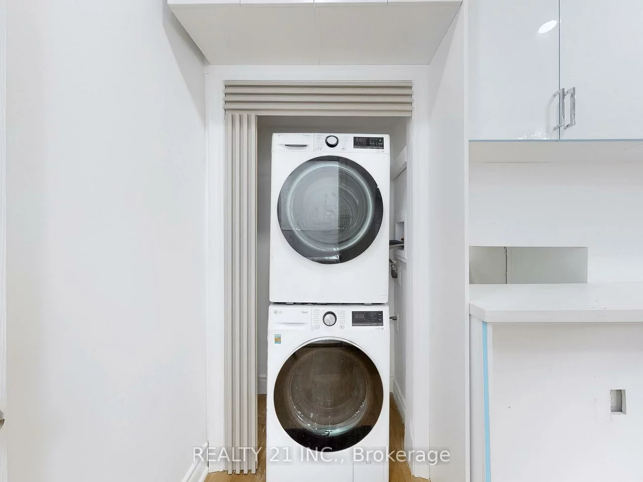 92, King Edward Ave, Woodbine-Lumsden, Toronto