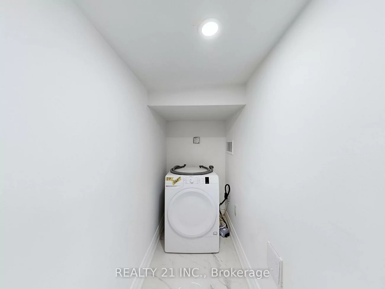 92, King Edward Ave, Woodbine-Lumsden, Toronto