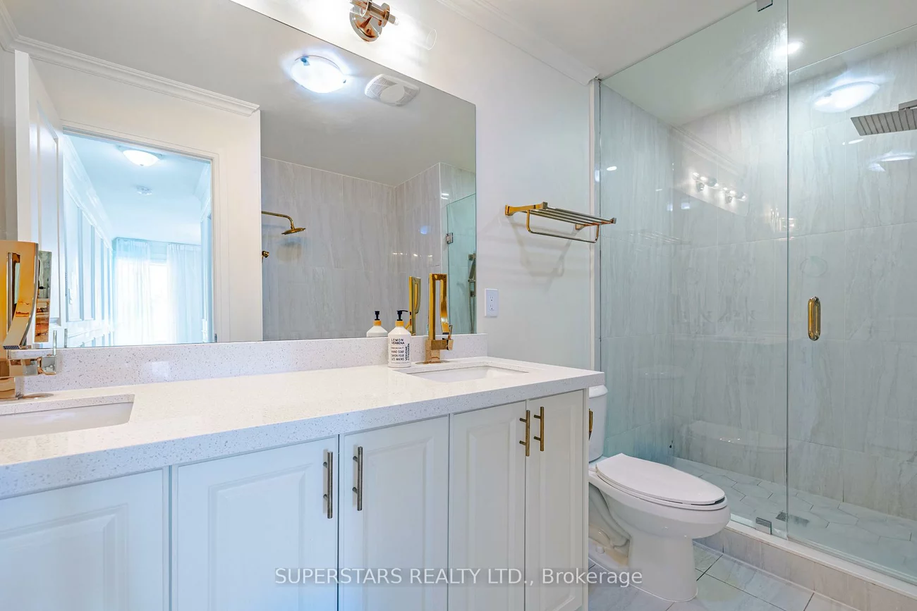 56, Chelliah, Rouge E11, Toronto