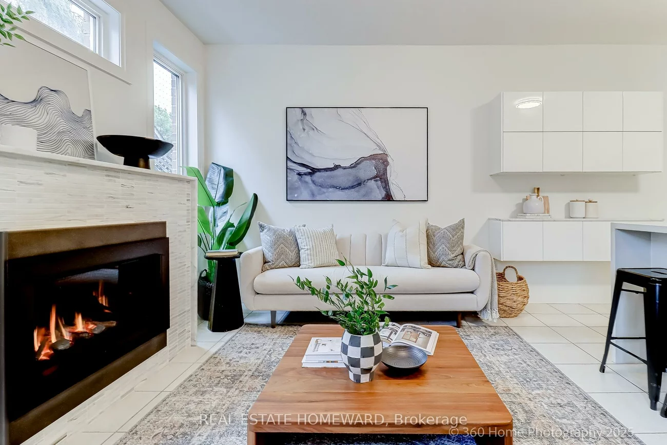 76, Whistle Post, East End-Danforth, Toronto