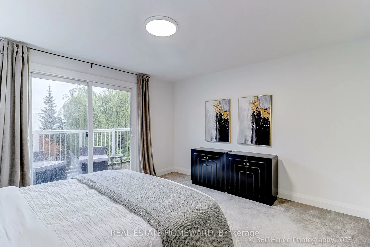 76, Whistle Post, East End-Danforth, Toronto