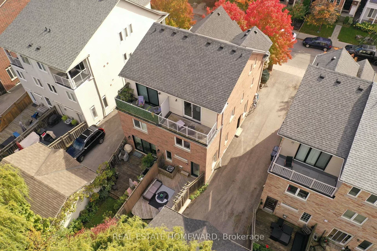 76, Whistle Post, East End-Danforth, Toronto