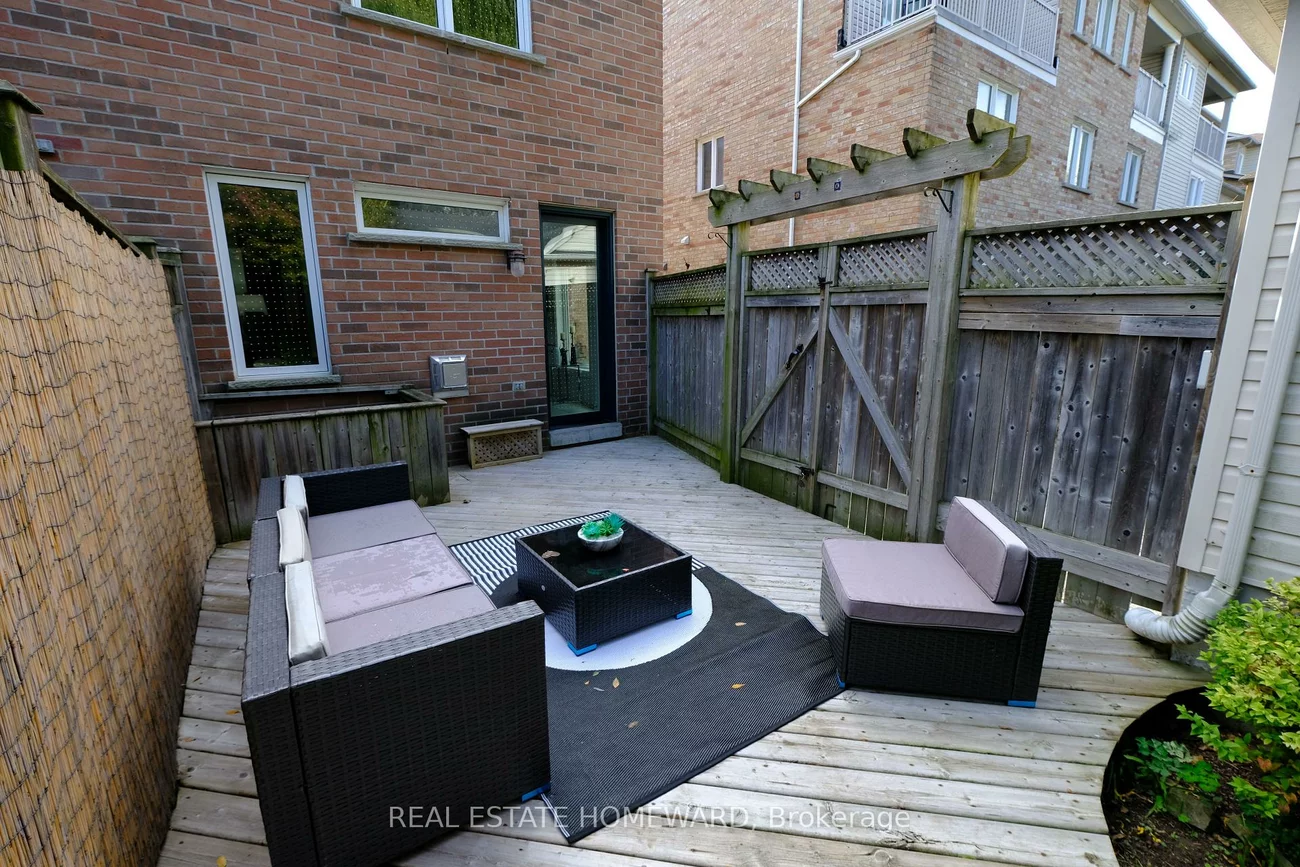 76, Whistle Post, East End-Danforth, Toronto