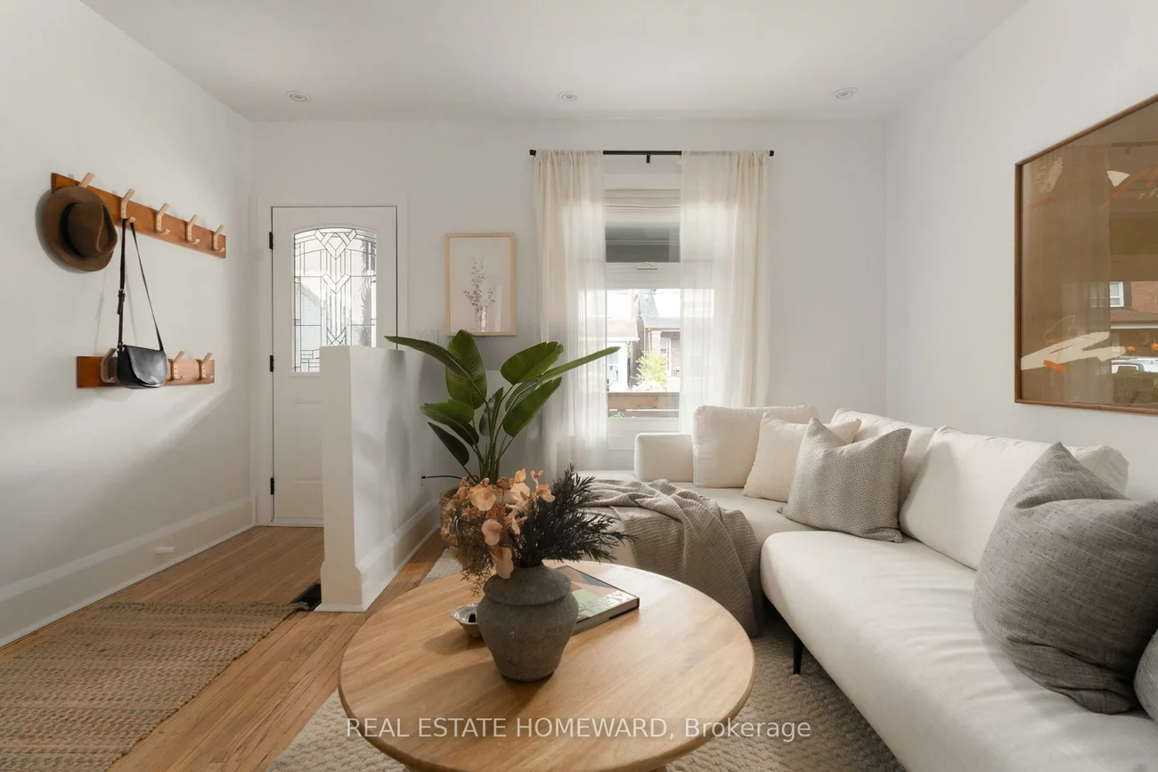 99, Newmarket, East End-Danforth, Toronto