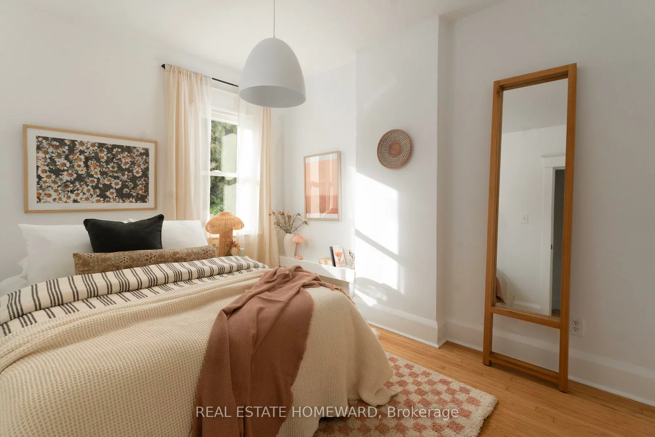 99, Newmarket, East End-Danforth, Toronto