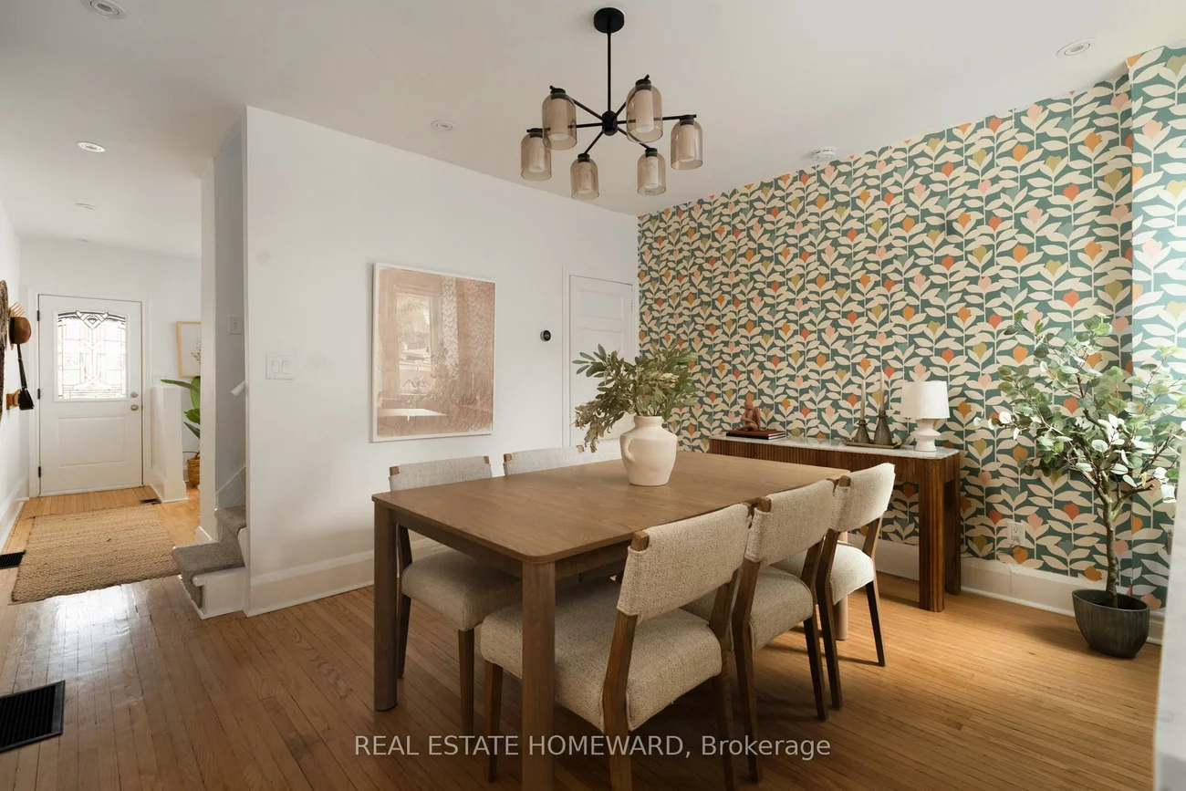 99, Newmarket, East End-Danforth, Toronto