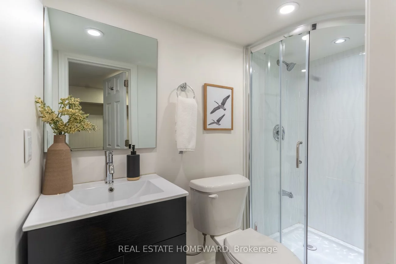 99, Newmarket, East End-Danforth, Toronto