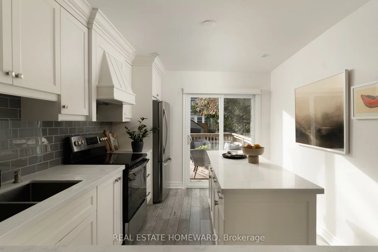 99, Newmarket, East End-Danforth, Toronto