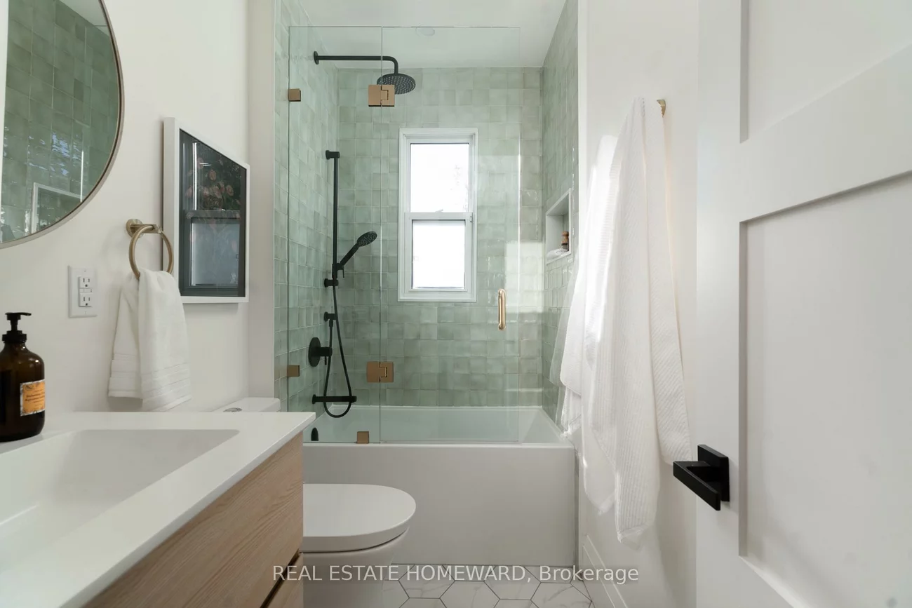 99, Newmarket, East End-Danforth, Toronto