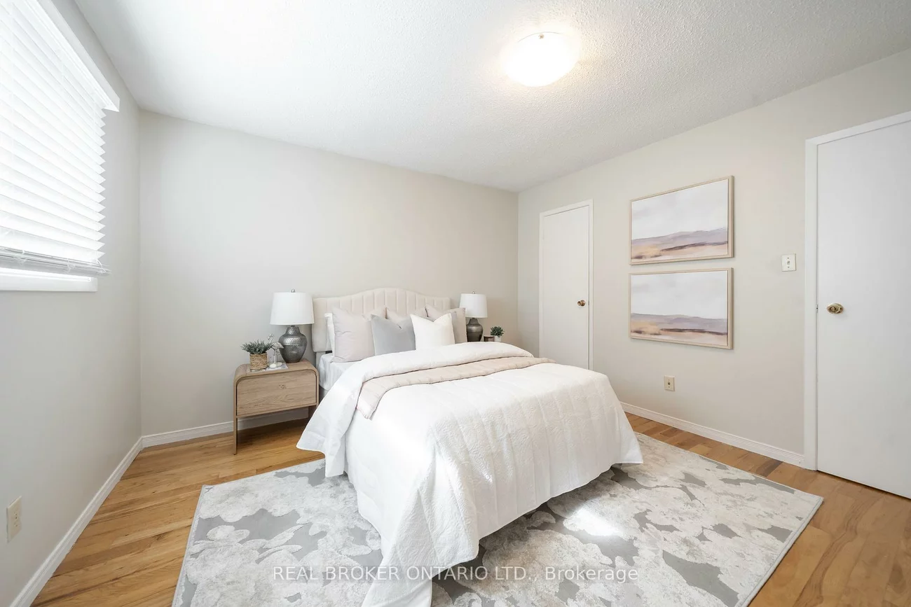 11, Blue Lagoon, Eglinton East, Toronto