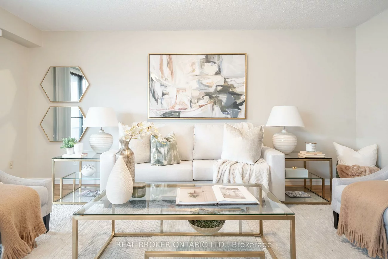 11, Blue Lagoon, Eglinton East, Toronto